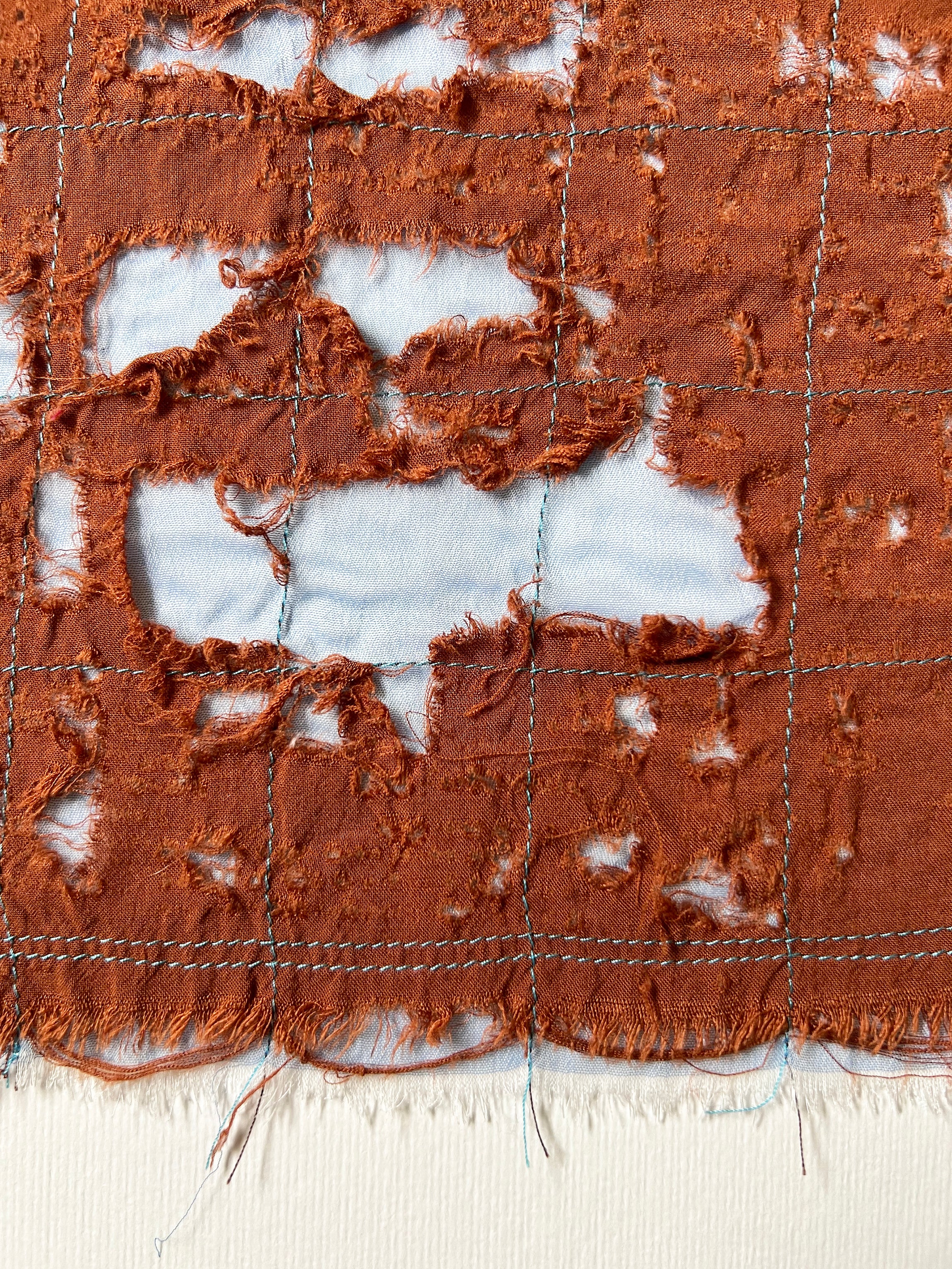 האדמה החמה_יצירת טקסטיל בשכבות