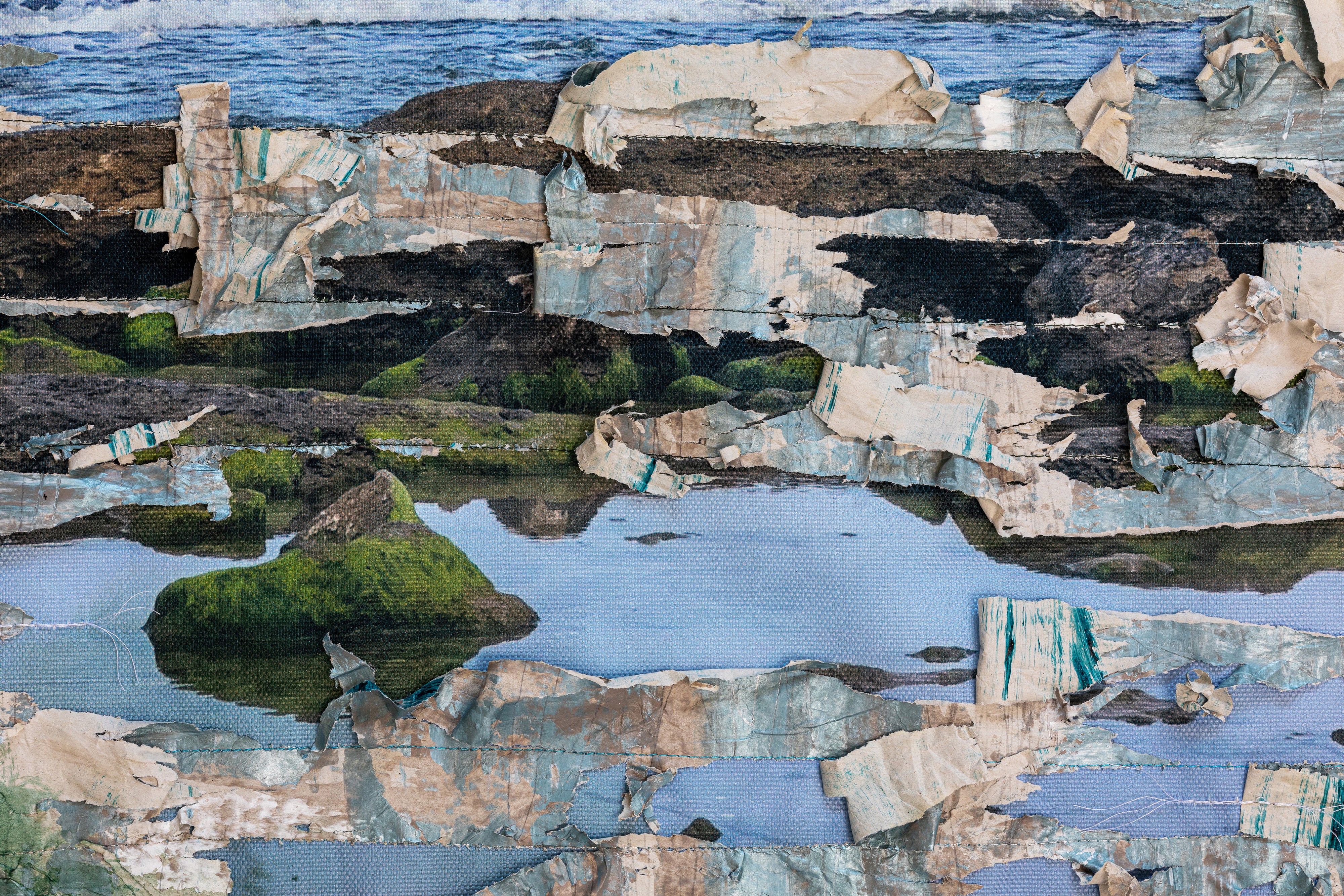 צלילי הים- יצירת אמנות מטקסטיל ונייר