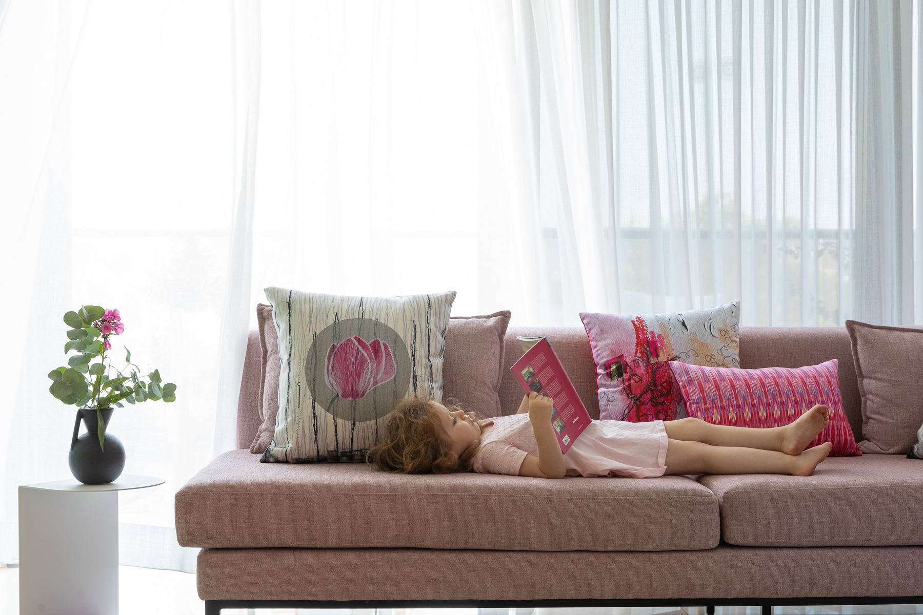 סט כריות צבעוני בעיצוב רישום עיפרון (2 יחידות)